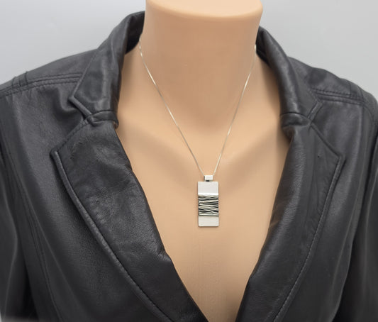 Elegant Brenna Glanzer Klassen Sterling Silver Abstract Modernist Necklace
