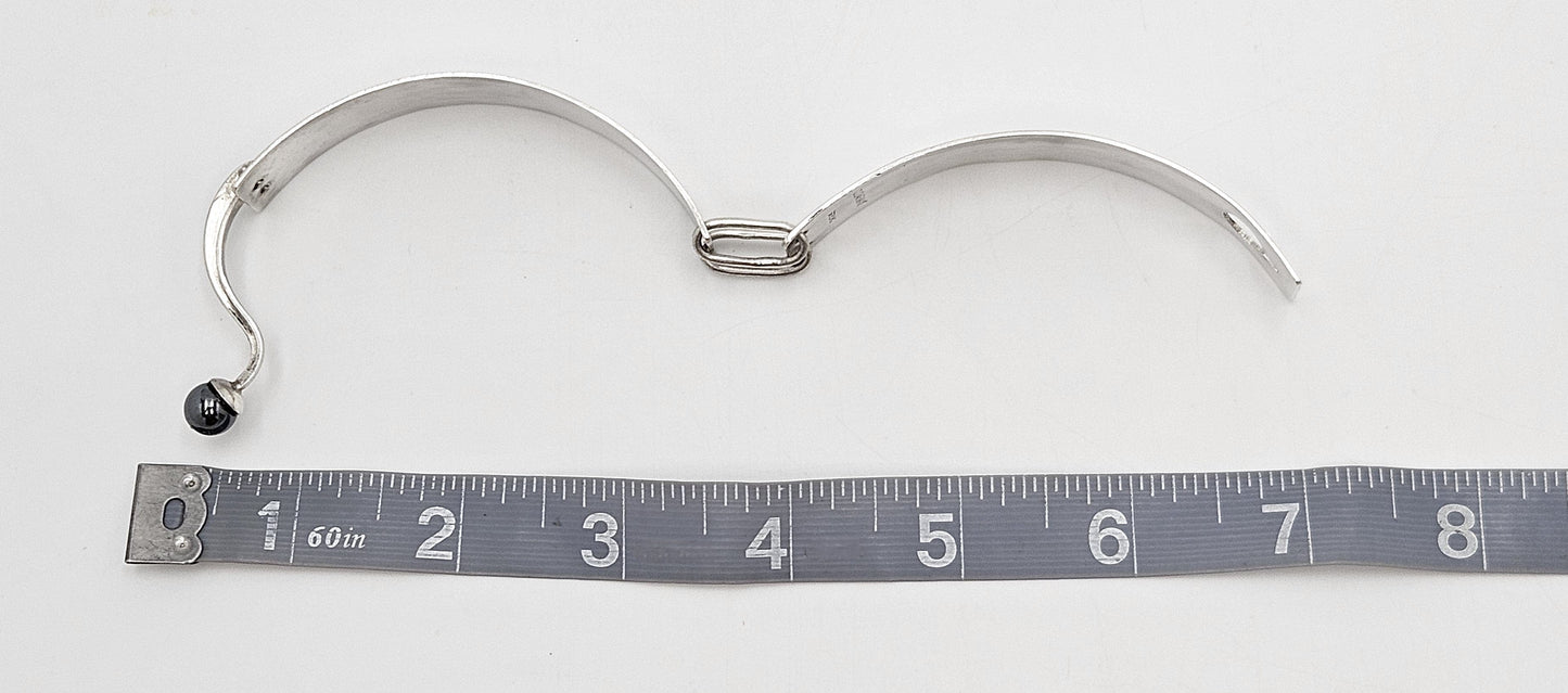 Darway Jewelry C. Darway Sterling Hematite Modernist Top Latching Bangle Bracelet