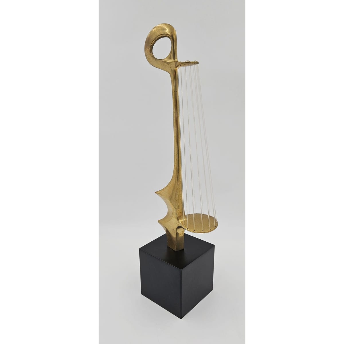 Hattakitkosol Somchal Sculpture Rare and Superb Hattakitkosol Somchal Bronze & String Abstract Sculpture