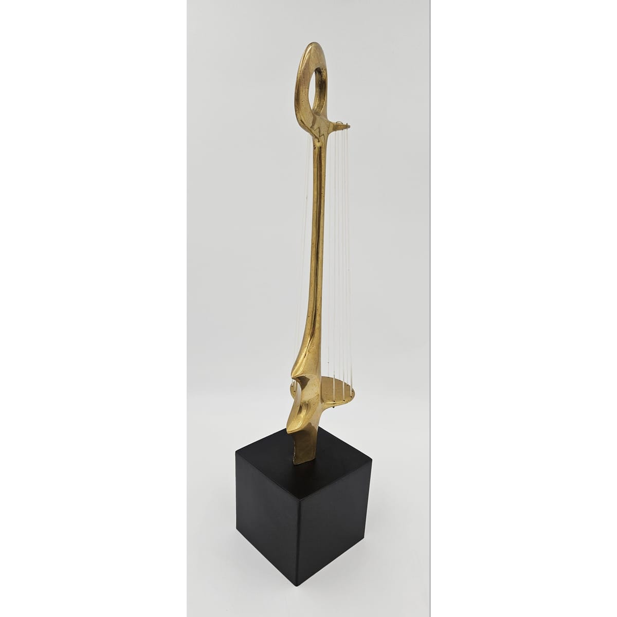 Hattakitkosol Somchal Sculpture Rare and Superb Hattakitkosol Somchal Bronze & String Abstract Sculpture
