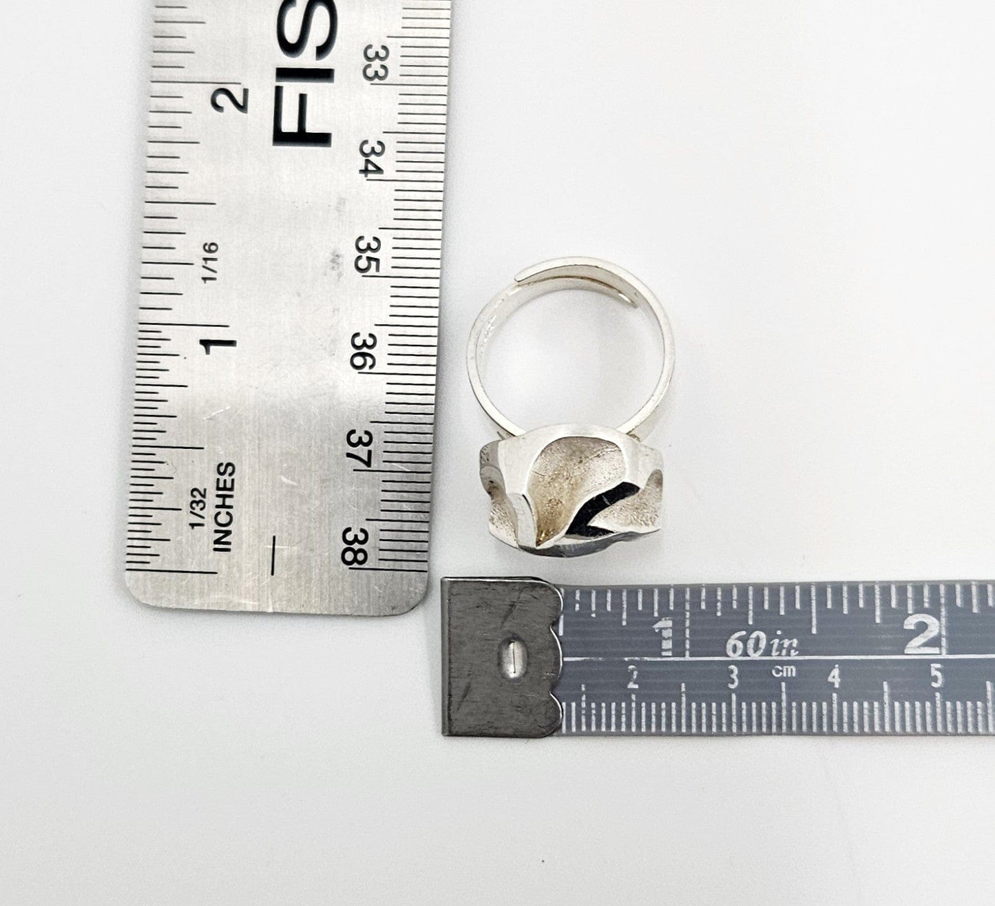 Matti J Hyvarinen - Sirokuru Jewelry Matti J Hyvärinen Sirokoru Finland Abstract Mod Sterling Silver Ring Circa