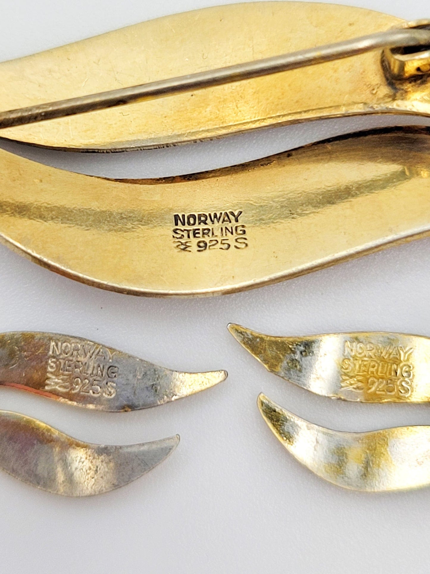 Aksel Holmsen Jewelry Aksel Holmsen Norway Sterling Guilloche Enamel Brooch & Earrings Set 1940s