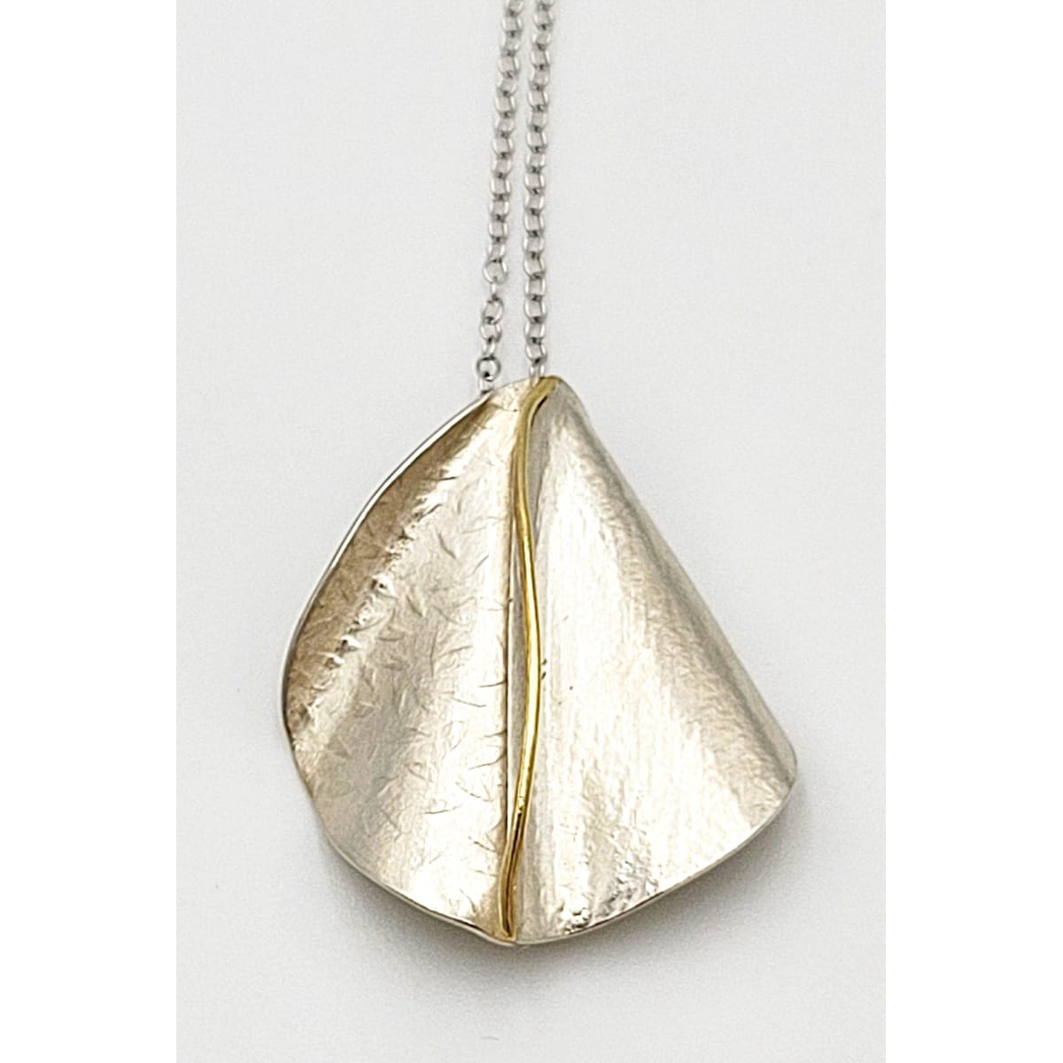 Artisan Signed Necklace Jewelry Artisan Sterling & 18ct Gold Abstract Modernist Textured Pendant Necklace Signed