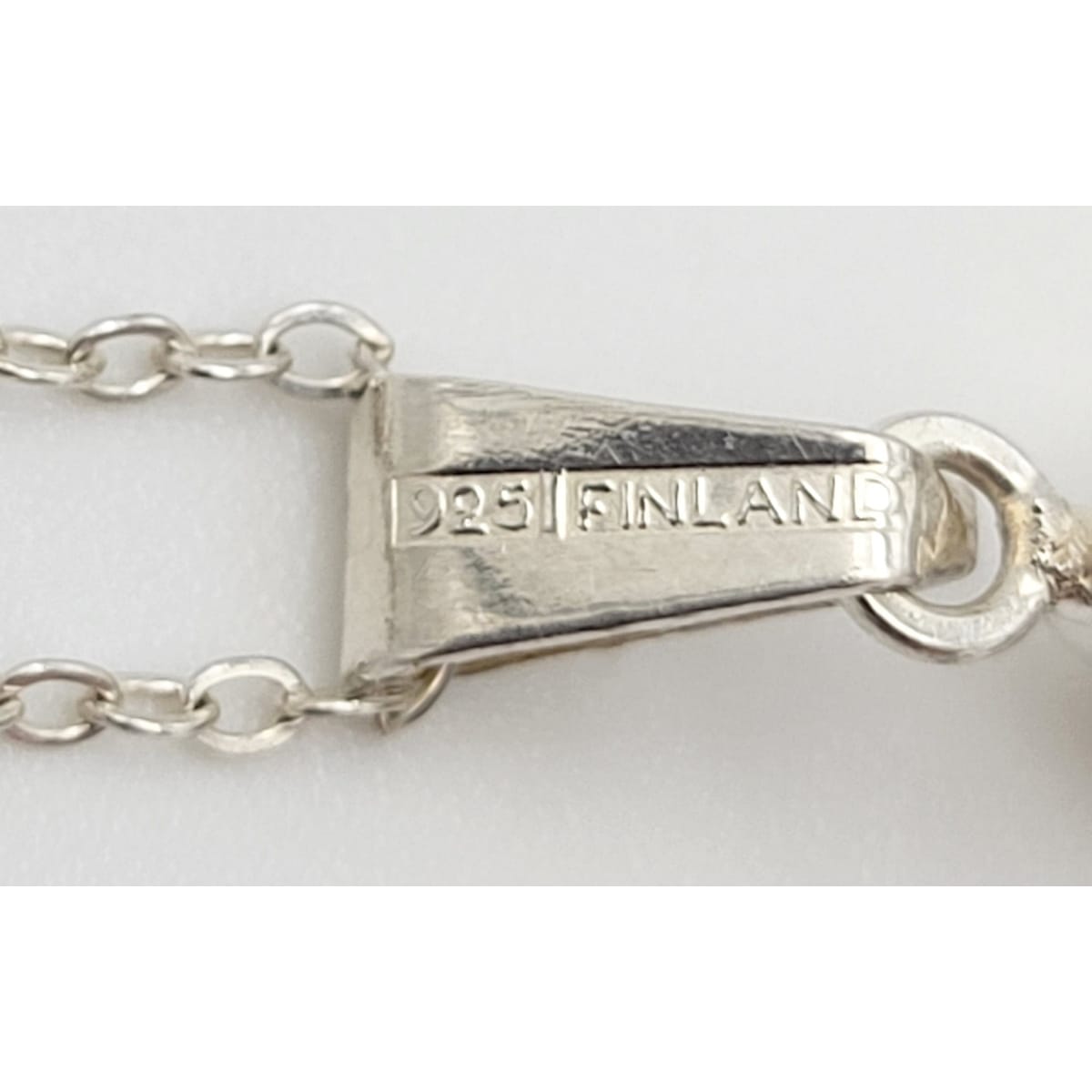 Kultaseppa Salovaara Jewelry Kultaseppa Salovaara Finland Modernist Sterling & Amethyst Necklace C 1980s