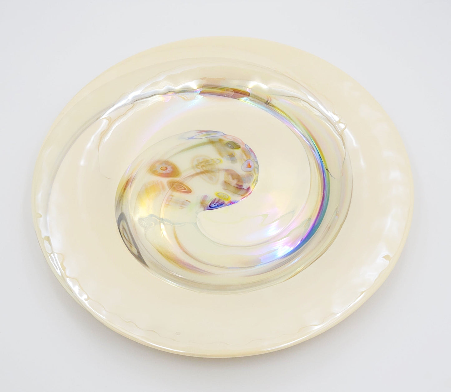 Murano Italy Centerpiece Decorative Bowl Giant Italian Murano Venezia Millefiori Cream Colored Centerpiece Plate 1990s