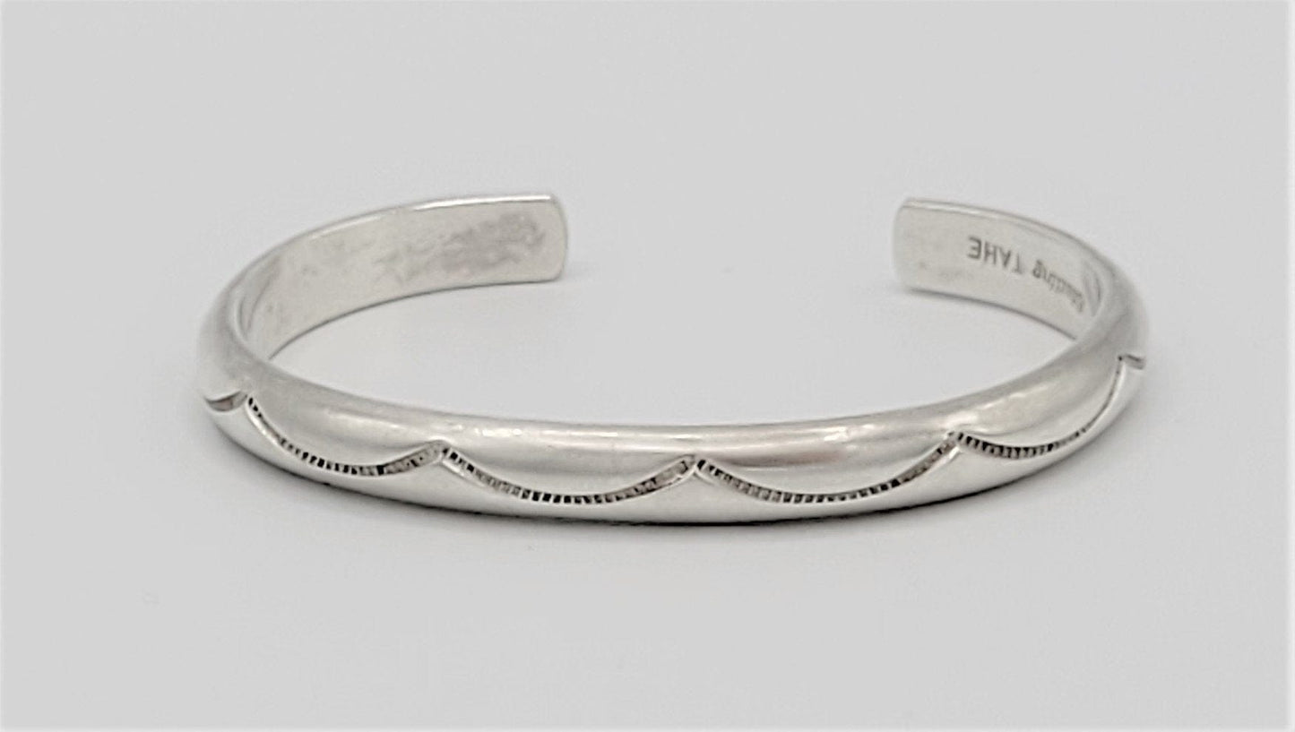 Nora Tahe Jewelry Vintage 925 Sterling Nora TAHE Bill NAVAJO Thick Stamped Cuff Bracelet Unisex #2