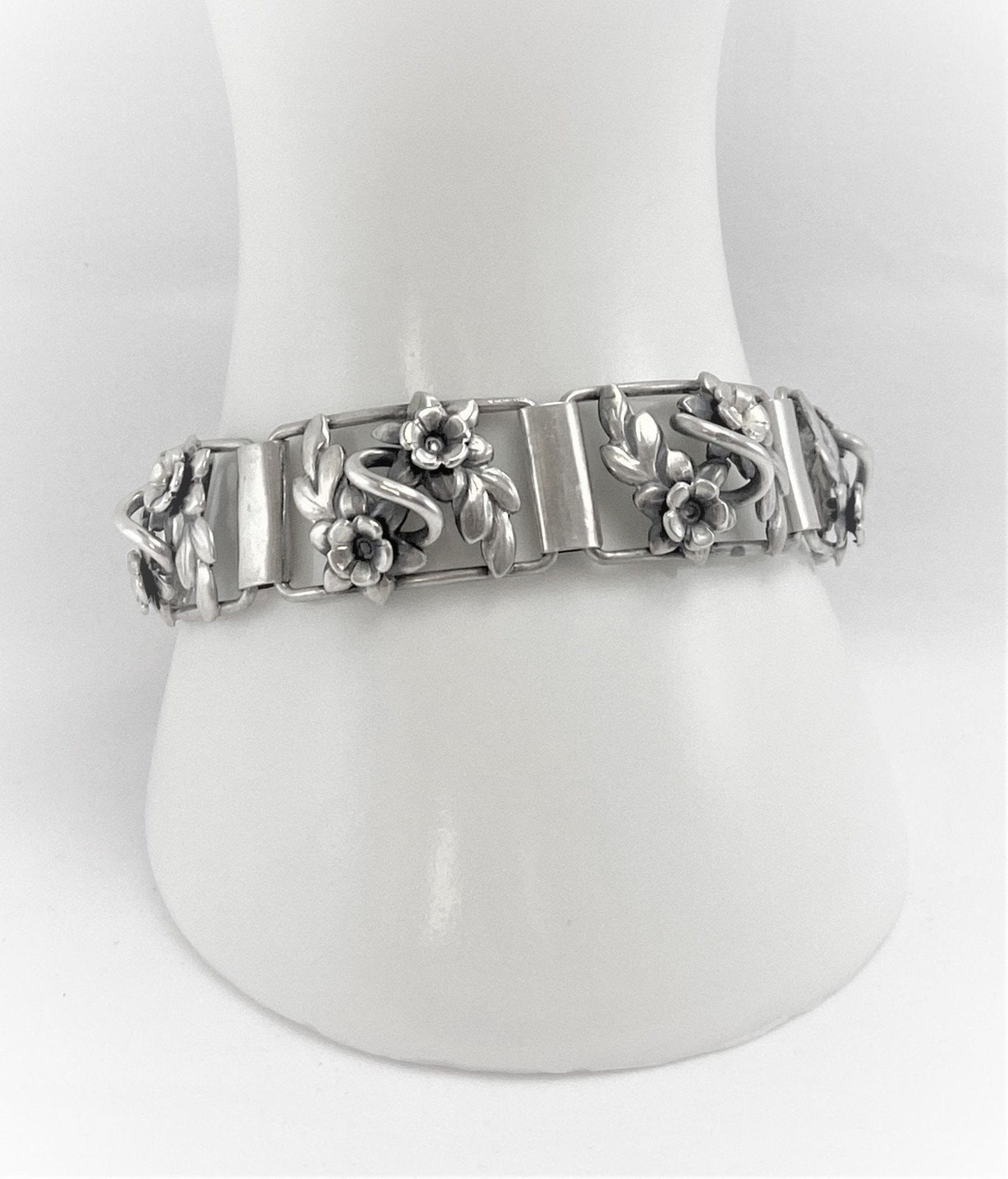 Pinco Jewelry RARE Vintage 1950 Pinco Forening Swedish 925SS Floral Georg Jensen Style Bracelet