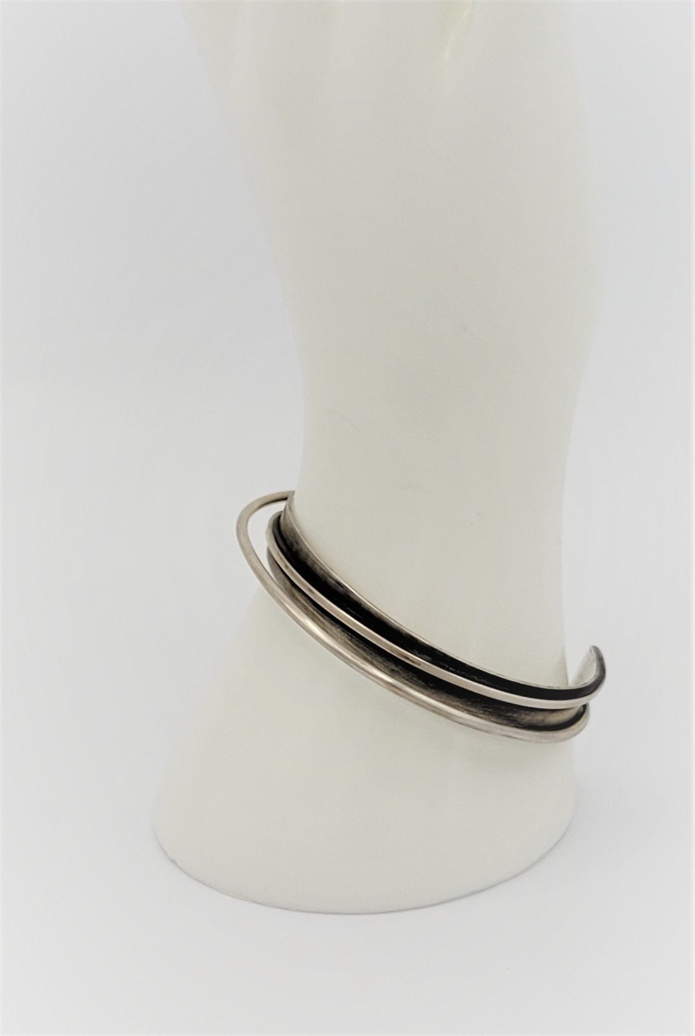Theresa Carson Jewelry VNTG Sterling Silver Theresa Carson Modernist 3-D Orbiting Rings Cuff Bracelet