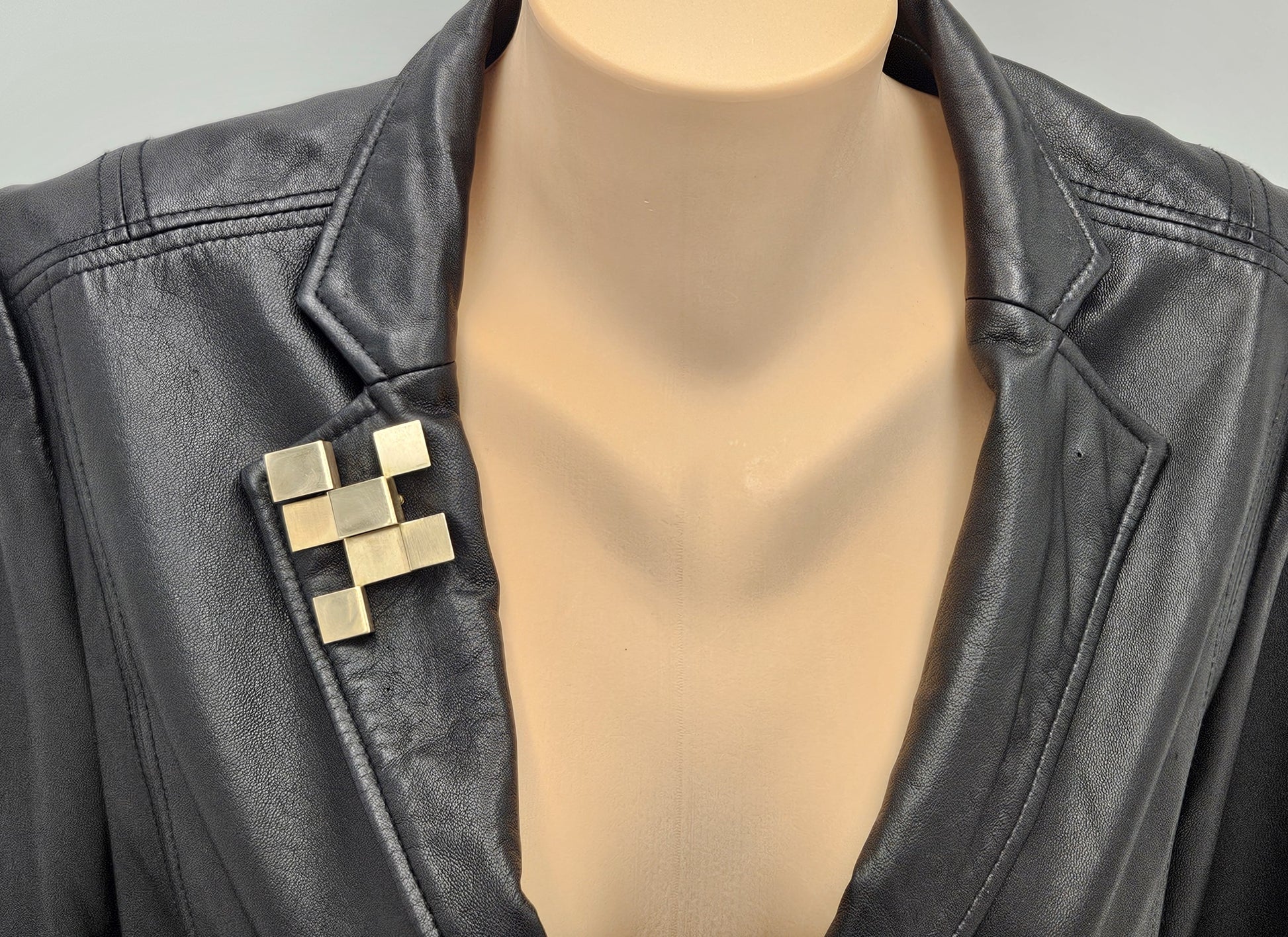 Designer Betty Cooke 3D modernist 14K gold Brooch/Necklace circa 1960s, view 3 of 8