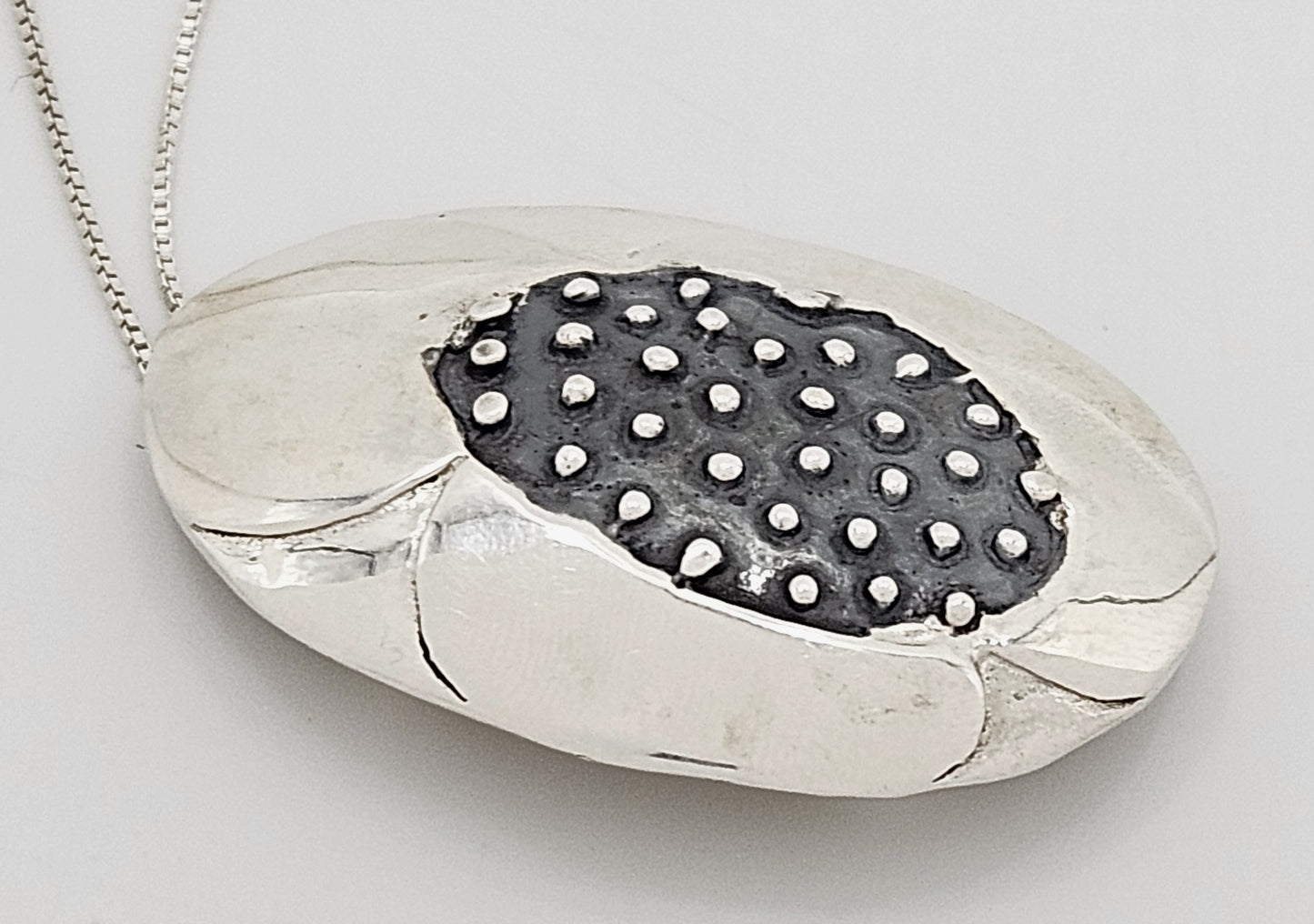 Eivind Hillestad Smykker Norway sterling silver abstract Poppy Pendant Necklace, view 4 of 7