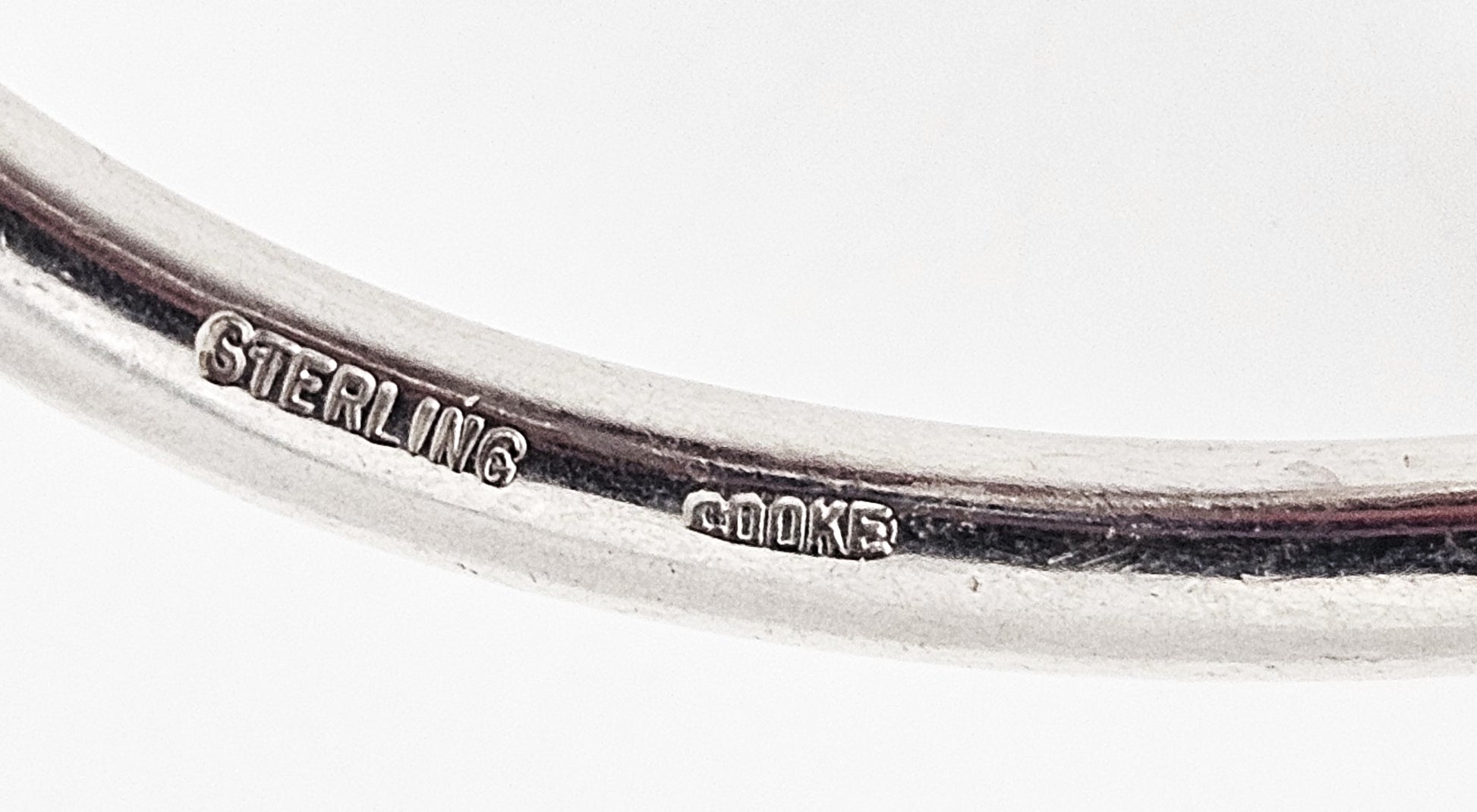 Betty Cooke sterling silver modernist Wavy Tubular Bangle Bracelet Circa 1960s, view 5 of 7