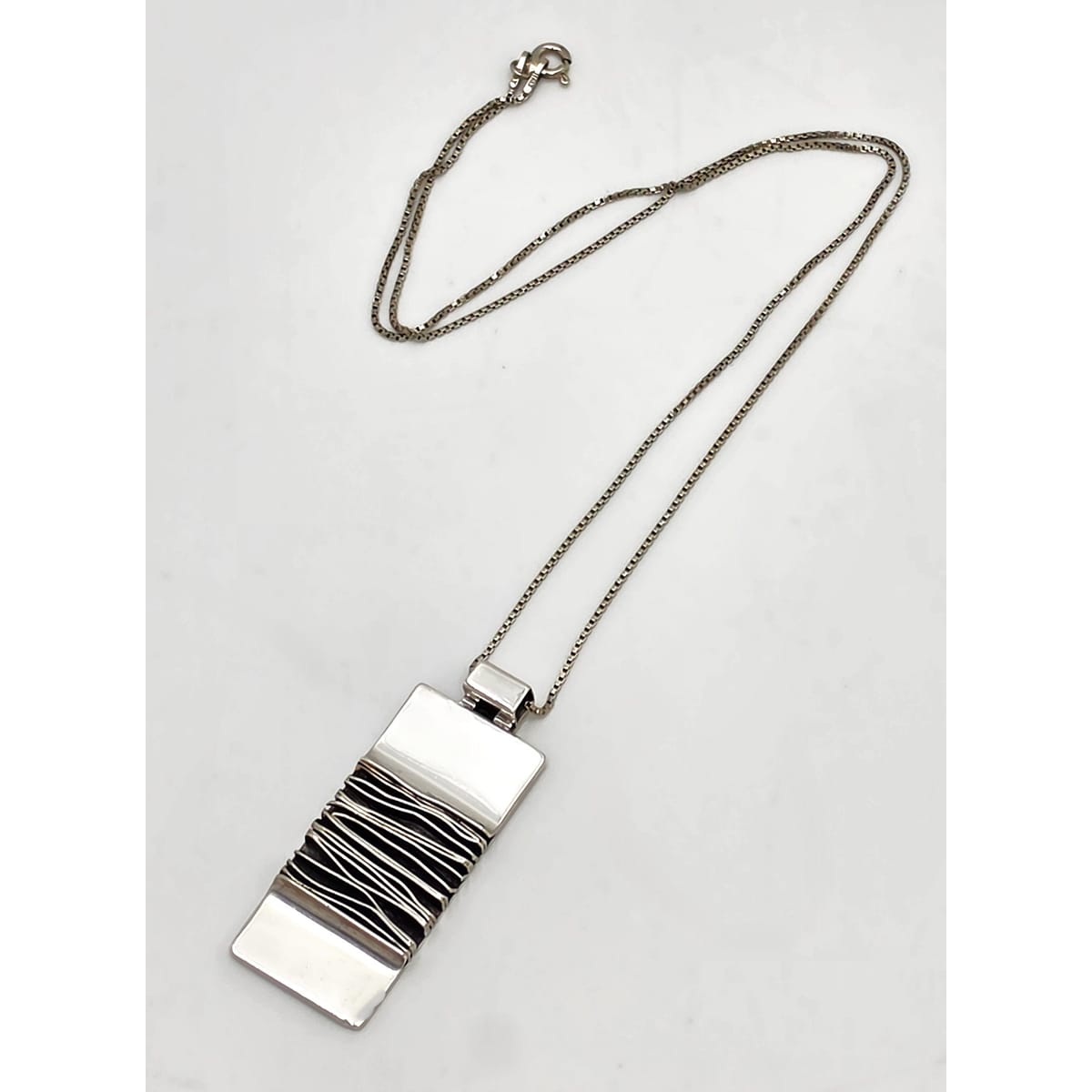 Elegant Brenna Glanzer Klassen Sterling Silver Abstract Modernist Necklace