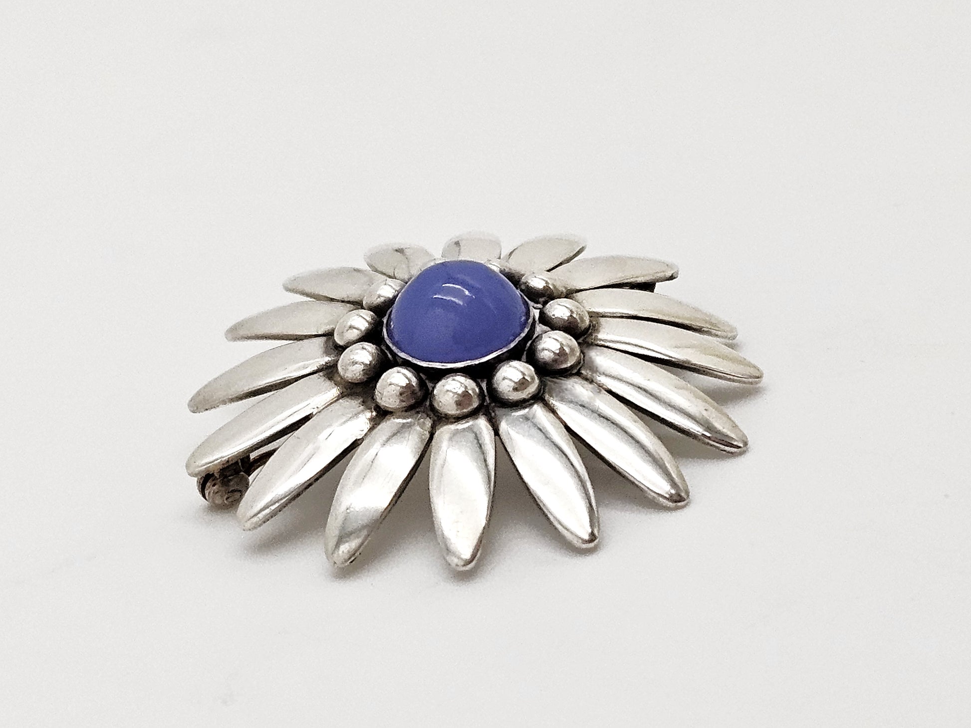 Rare Bjorklund Brdr.B Denmark Sterling Chalcedony 3D Flower Brooch C. 1960s, alternate product view 4