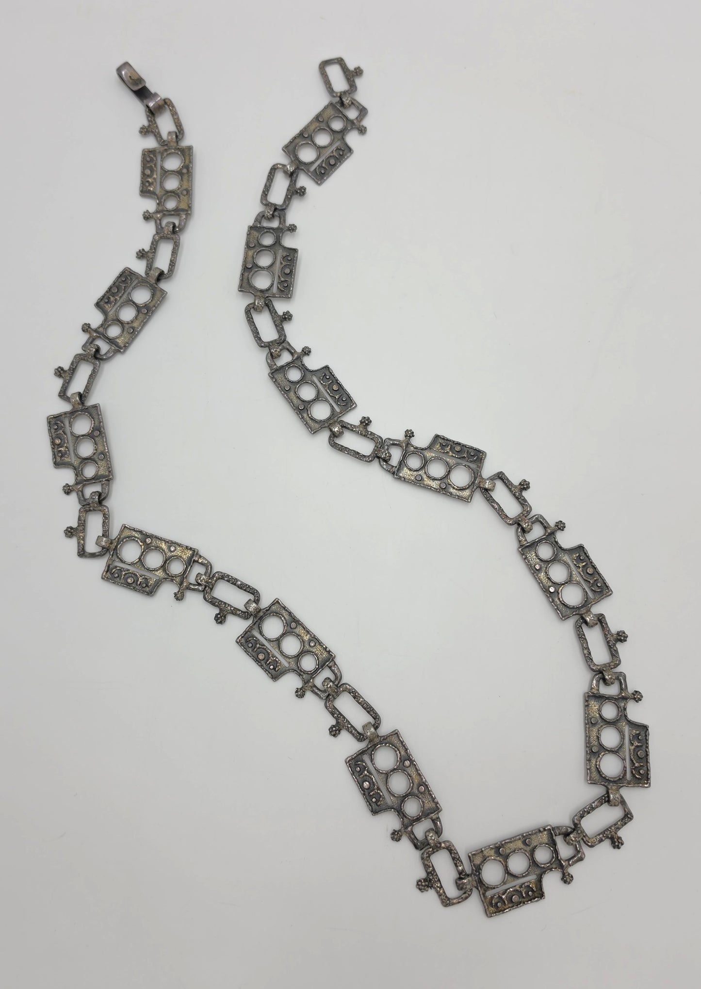 Superb Guy Vidal Abstract Brutalist Links SP Pewter Belt or XL Necklace 60/70s, alternate product view 3