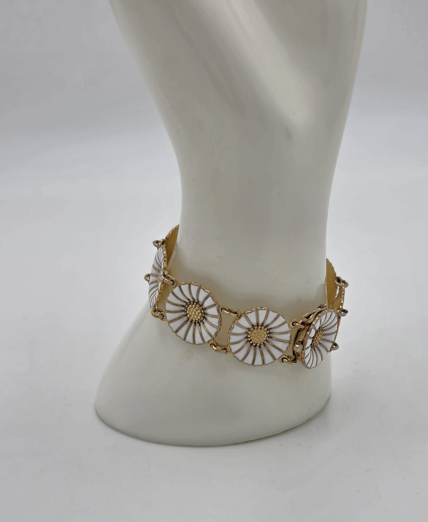 Anton Michelsen Denmark Sterling Enamel Marguerite Daisy Bracelet 1940s, alternate product view 2