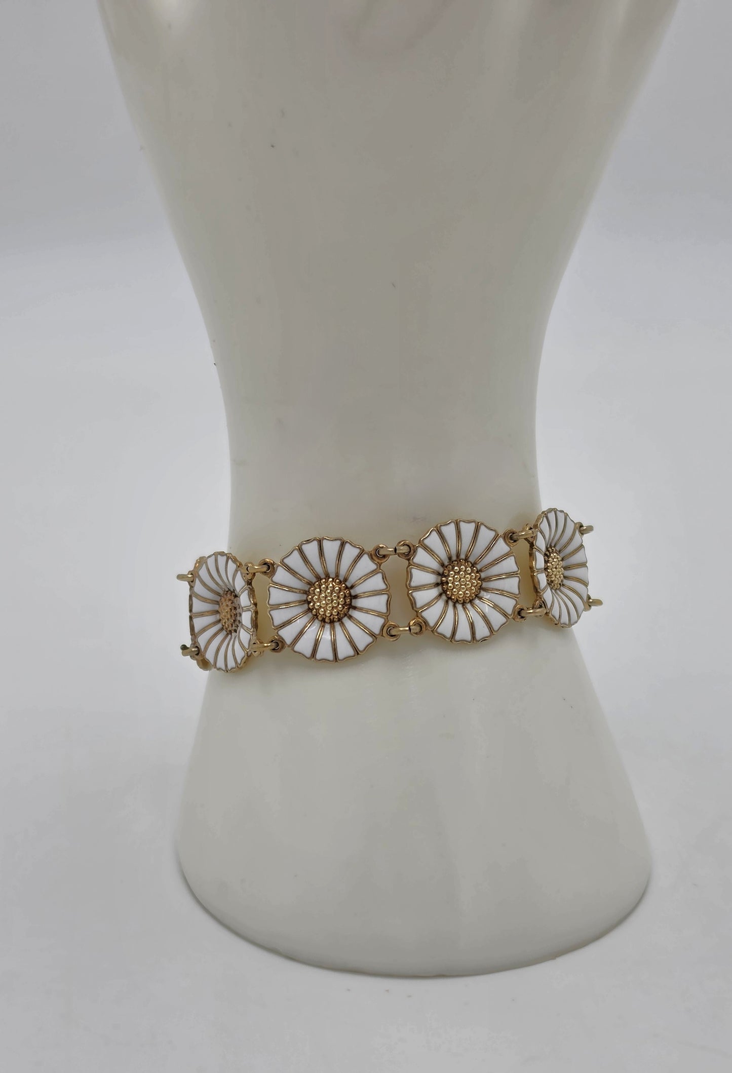 Anton Michelsen Denmark Sterling Enamel Marguerite Daisy Bracelet 1940s, alternate product view 3