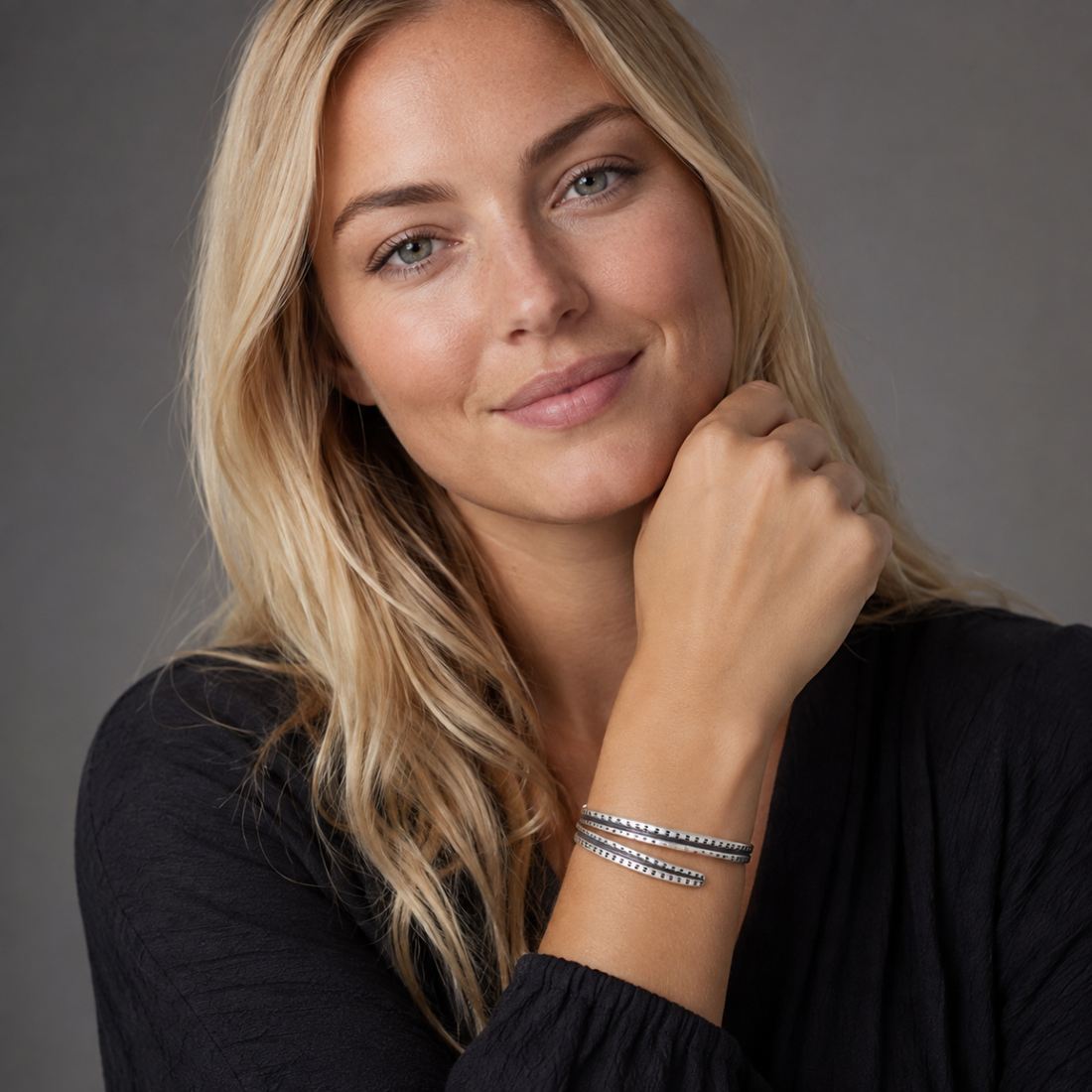 David Andersen Jewelry David Andersen Norway Sterling Viking Saga Series Bi-Pass Bangle Circa 1960&