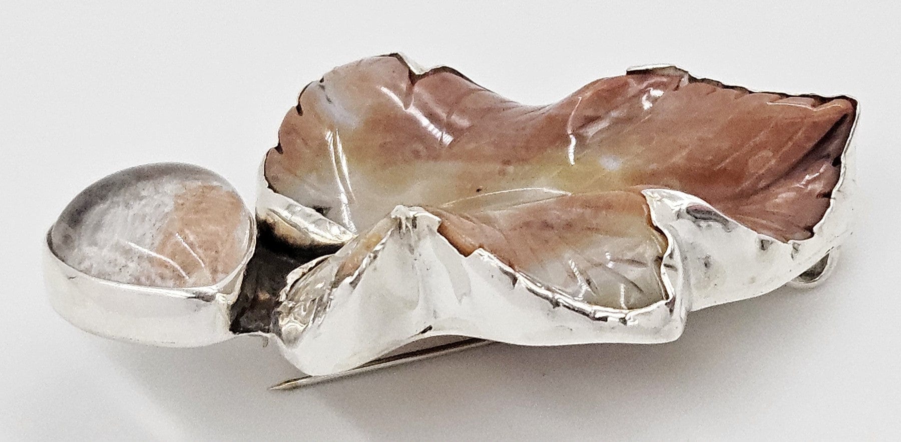 Amy Kahn Russell Jewelry Amy Kahn Russell Sterling Carved Agate & Lucite Leaf Brooch Pendant