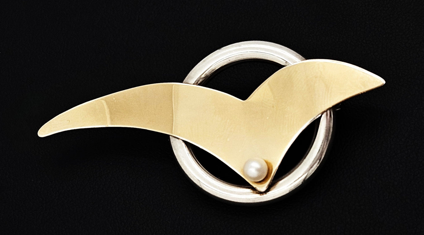 Artisan Brooch Jewelry Artisan Signed Sterling 14k Gold & Pearl Modernist Bird Circle Brooch