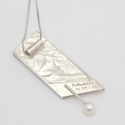 barbro-eriksdotter-gendell-sterling-gold-pearl-abstract-modernist-necklace-2009 image 4