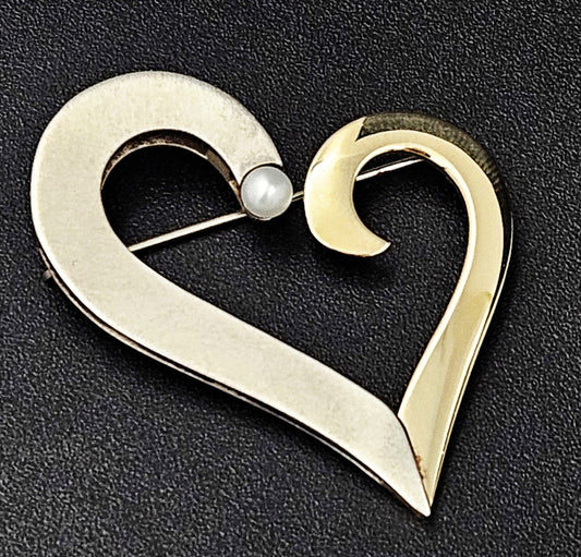 B Levy Jewelry Superb Artisan Signed B Levy Sterling 14k Gold & Pearl Modernist Heart Brooch