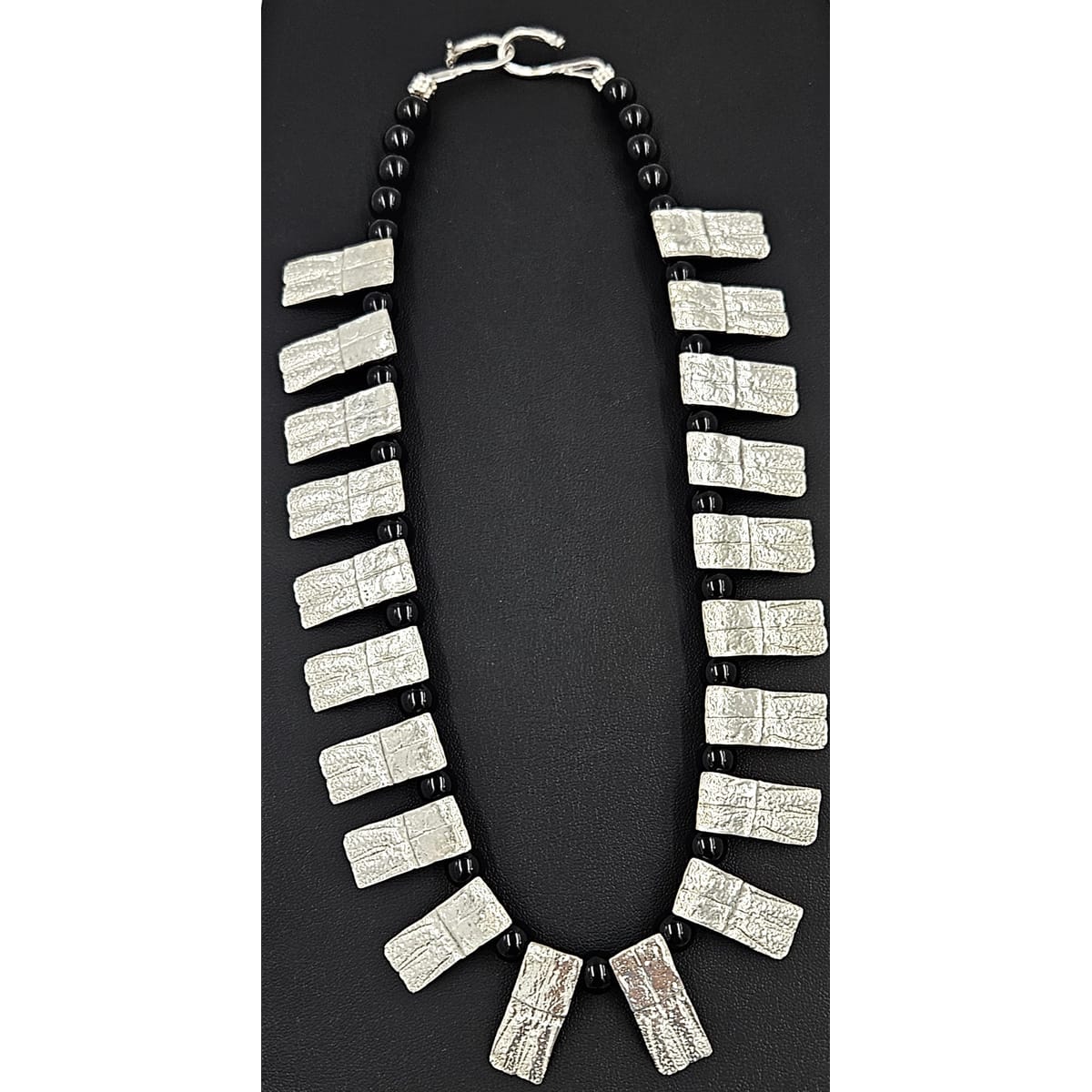 GoGo Jewelry Company Jewelry Superb GoGo Sterling Silver &amp; Onyx Beads Armadillo Shell Statement Necklace