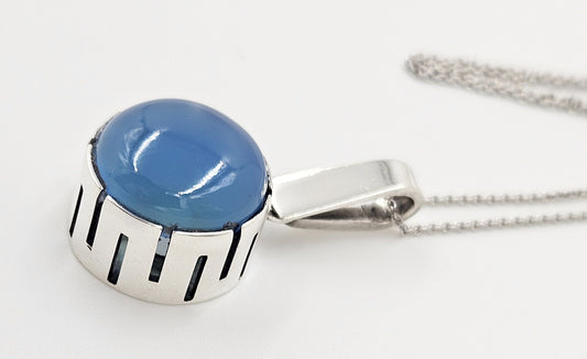 Isaac Cohen Jewelry RARE Isaac Sweden Sterling & Blue Chalcedony Modernist Necklace C. 1971
