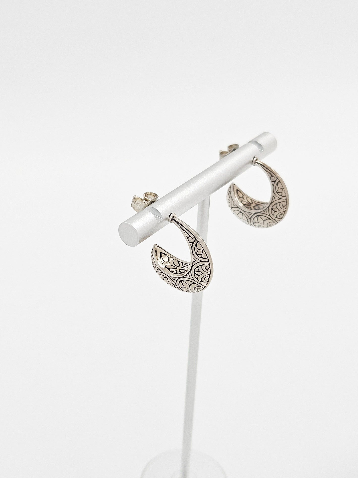 Janice Girardi Jewelry Superb Artisan Janice Girardi Sterling Silver Modernist Dangle Hoop Earrings