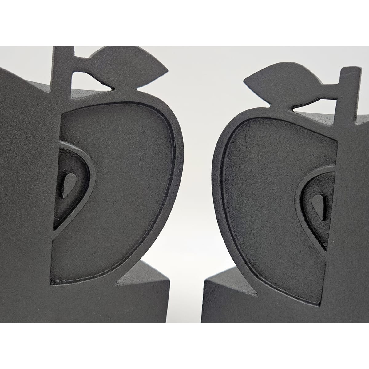 Jonathan Adler Bookends Fully Restored Jonathan Adler Happy Chic Apple Bookends in Textured Black