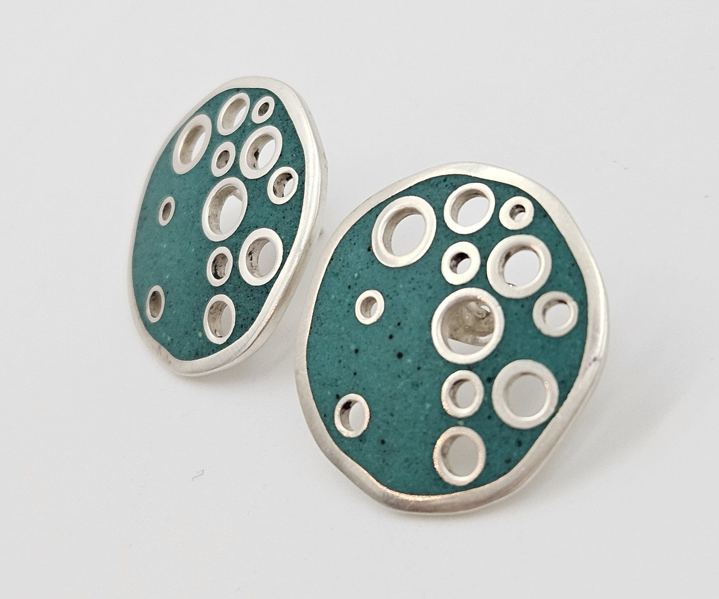 Kriszio Taxco Jewelry Taxco Designer Kriszio Sterling & Enamel Modernist Earrings