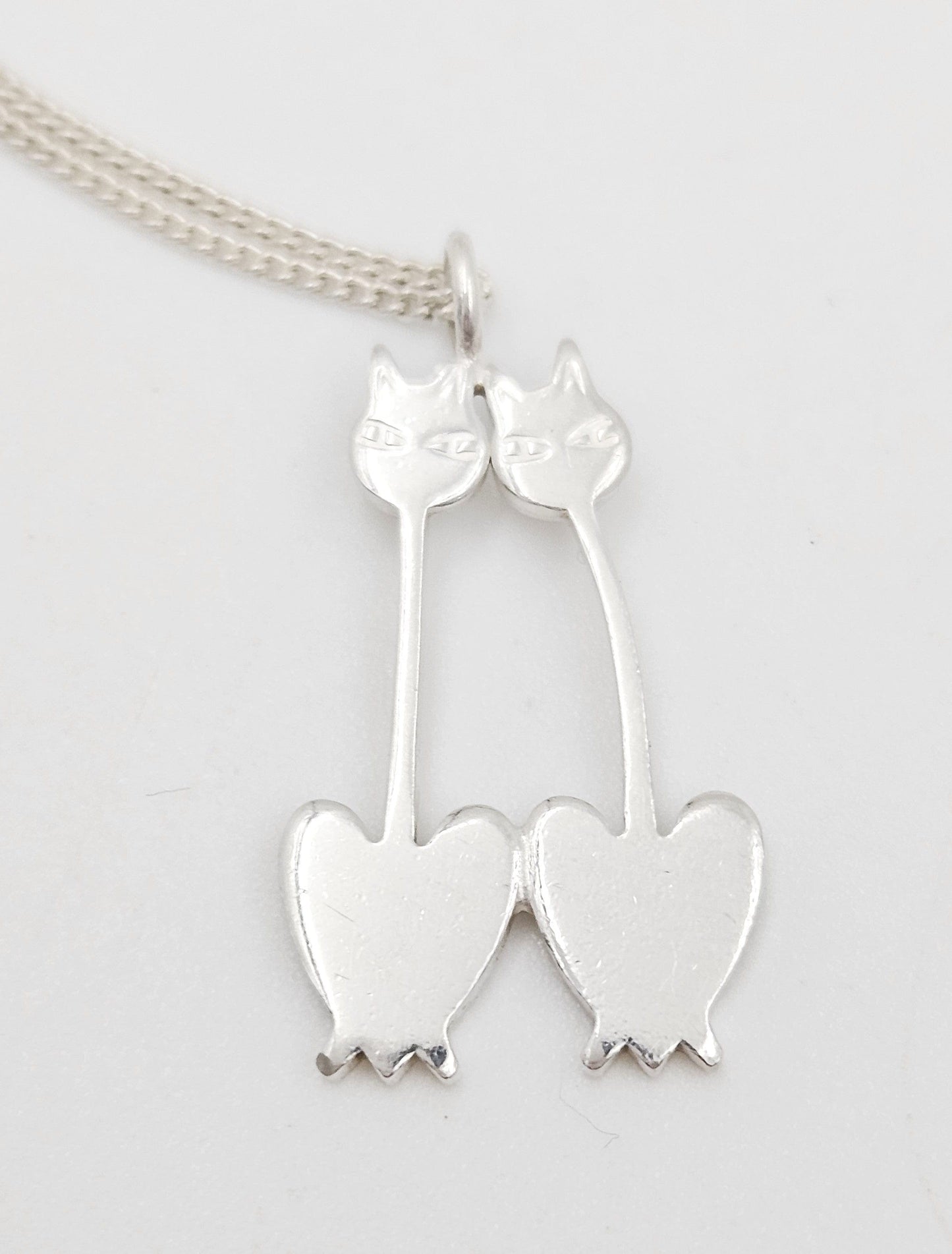 Kupittaan Kulta Jewelry Finland Elis Kauppi Kupittaan Kulta Modernist Love Cats Sterling Necklace 1990