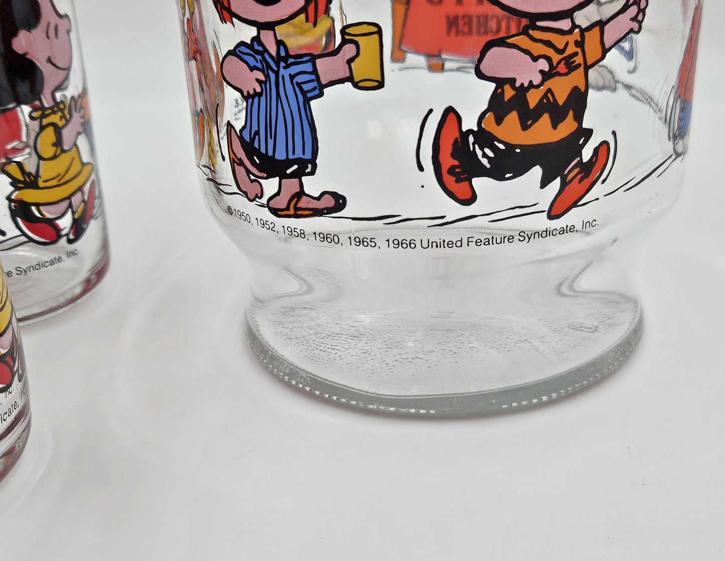 Libbey Barware UFS Charles Schultz Peanuts Snoopy's Kitchen Carafe Glassware Set 1965/66