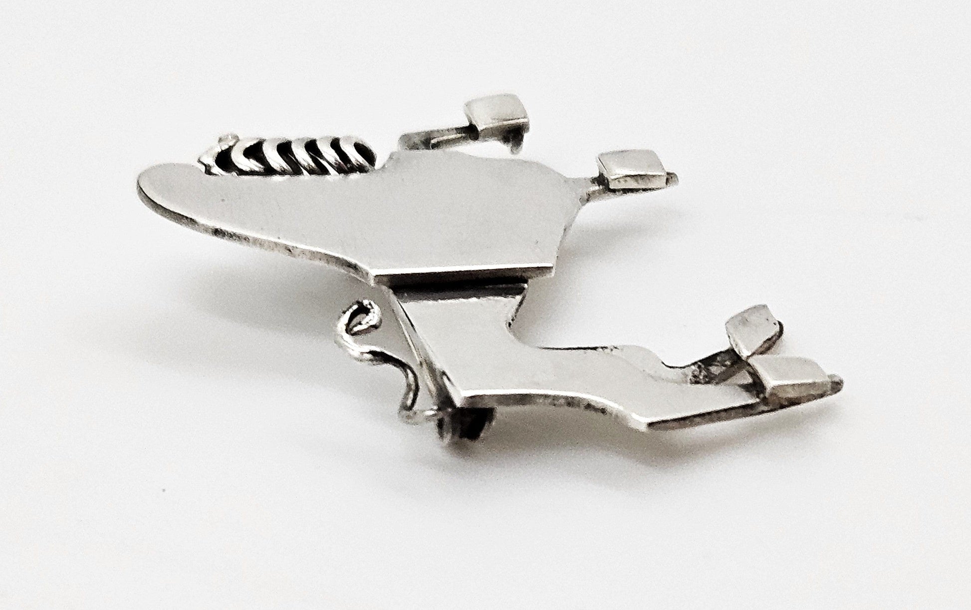 Vintage sterling silver abstract modernist Constructivism Bull Taurus Brooch Pin, view 4 of 8