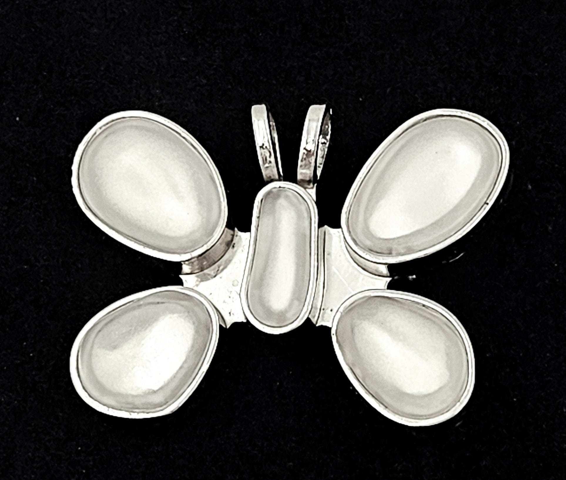 Rebecca Collins Jewelry Rebecca Collins Sterling & Mabe Pearl Butterfly Brooch Pendant Clip