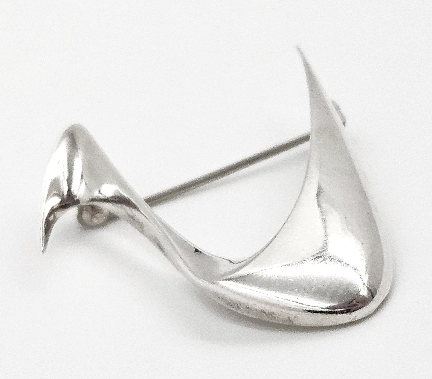 Ronald Hayes Pearson Jewelry US Designer Ronald Hayes Pearson Modernist Bird Sterling Brooch 1960s