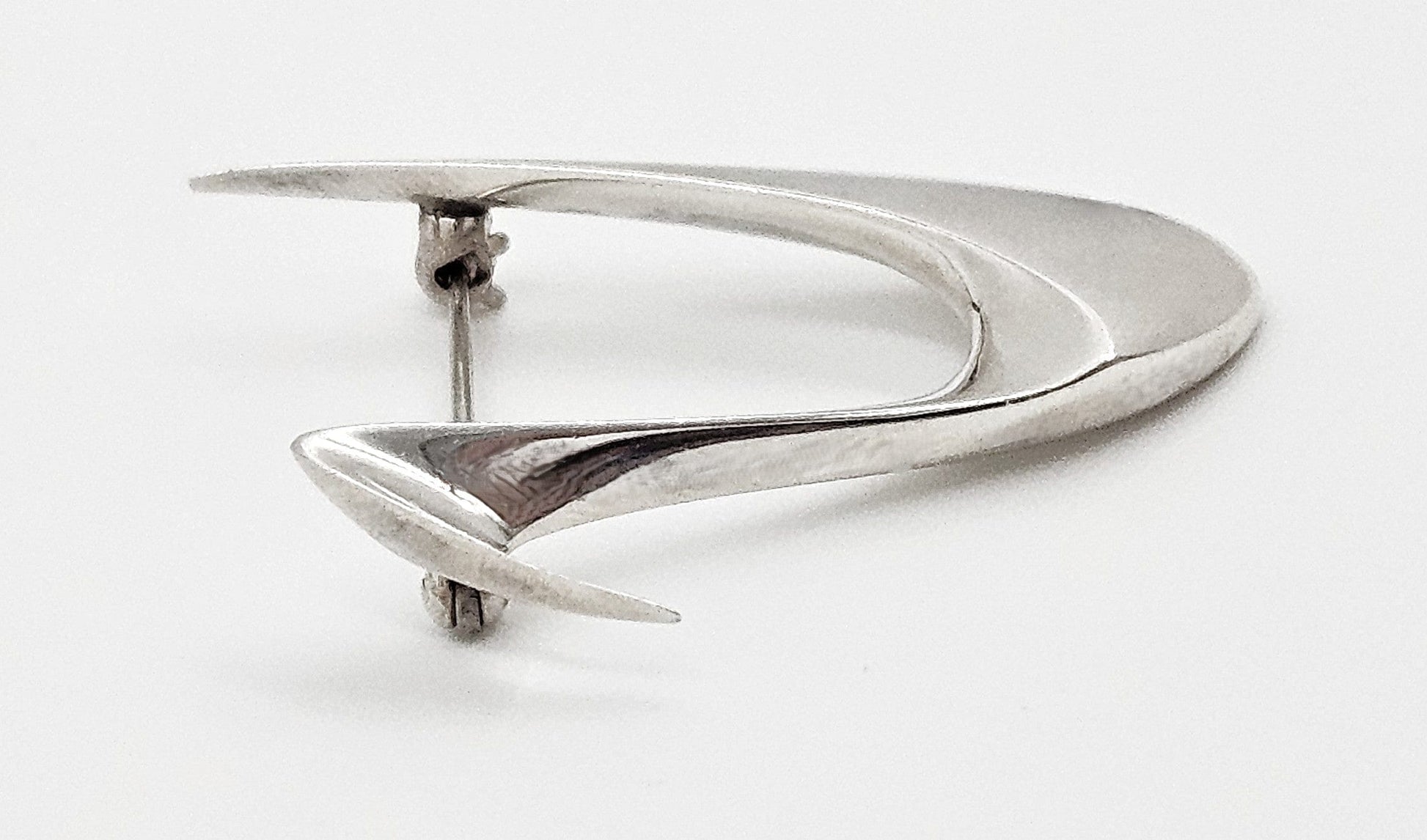 Ronald Hayes Pearson Jewelry US Designer Ronald Hayes Pearson Modernist Bird Sterling Brooch 1960s