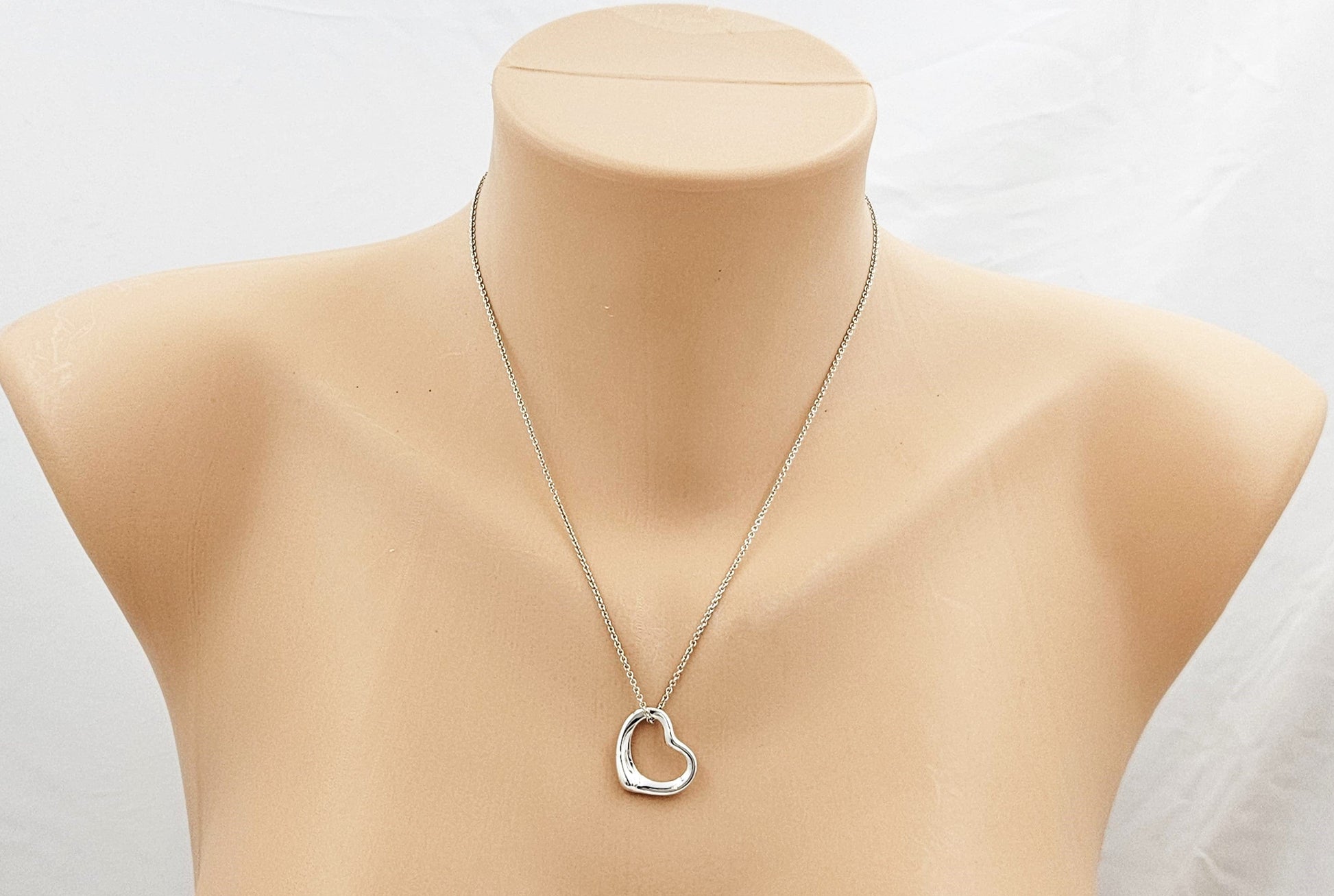 Tiffany & Co. Jewelry Superb Tiffany&Co Elsa P Solid Sterling Silver Heart Pendant Necklace