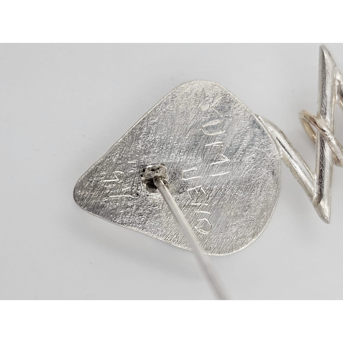 Yumi Ueno Jewelry Designer Yumi Ueno Modernist Sterling &amp; Stone Brooch