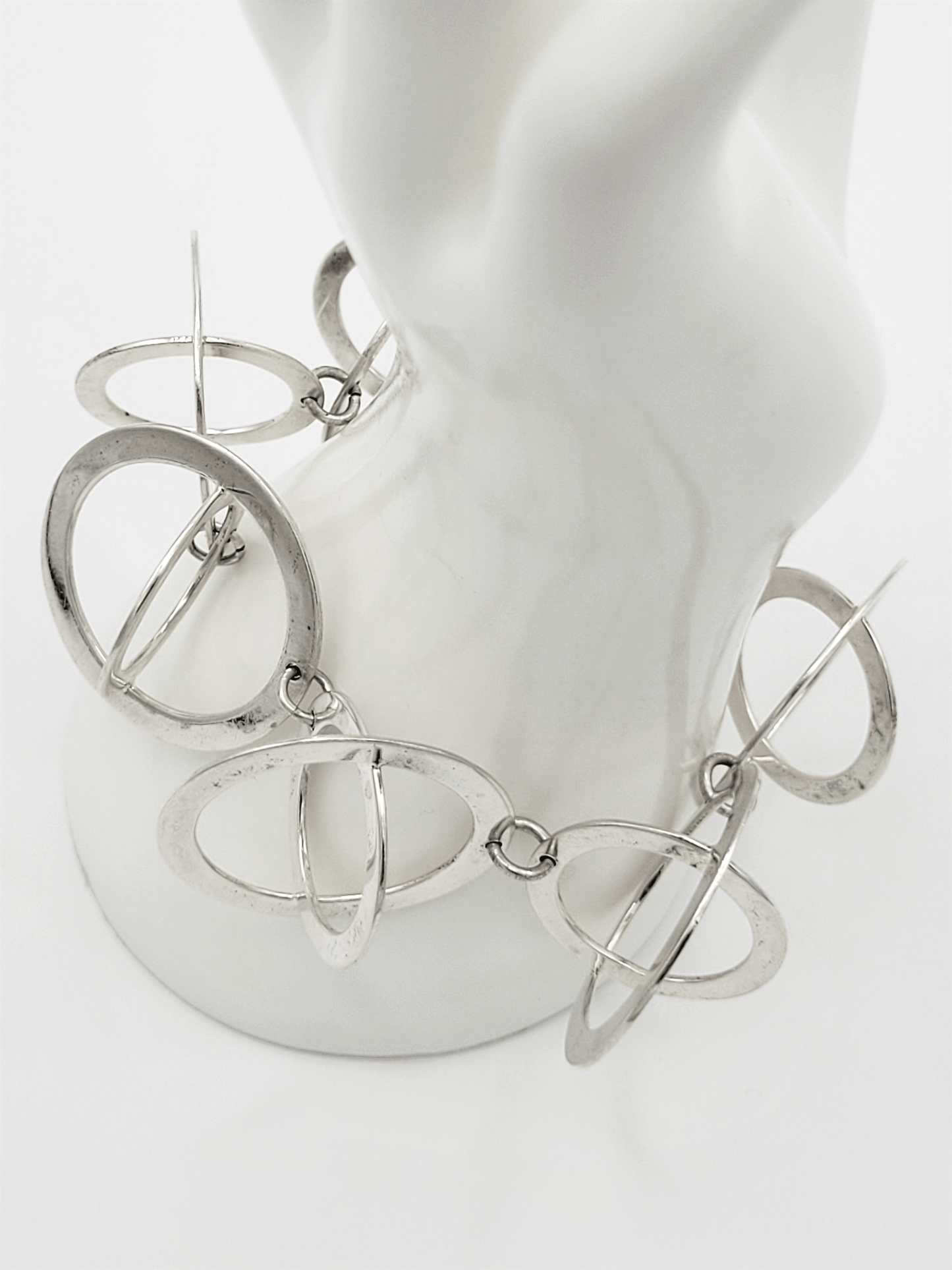 DeTapia Jewelry Superb DeTapia Sterling Silver Abstract Modernist 3-D Circles Bracelet 1990s