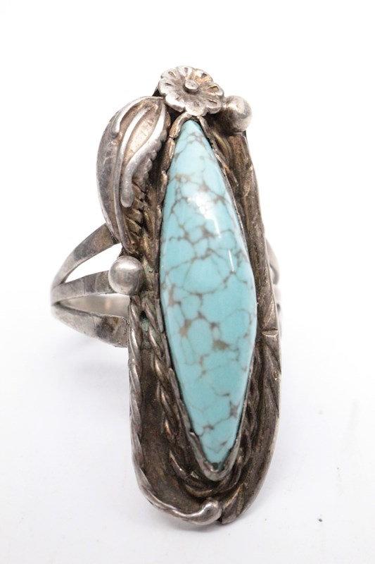 G Navajo Jewelry Vintage NAVAJO Sterling #8 Spider Web Turquoise Ring - Signed RARE Stunning