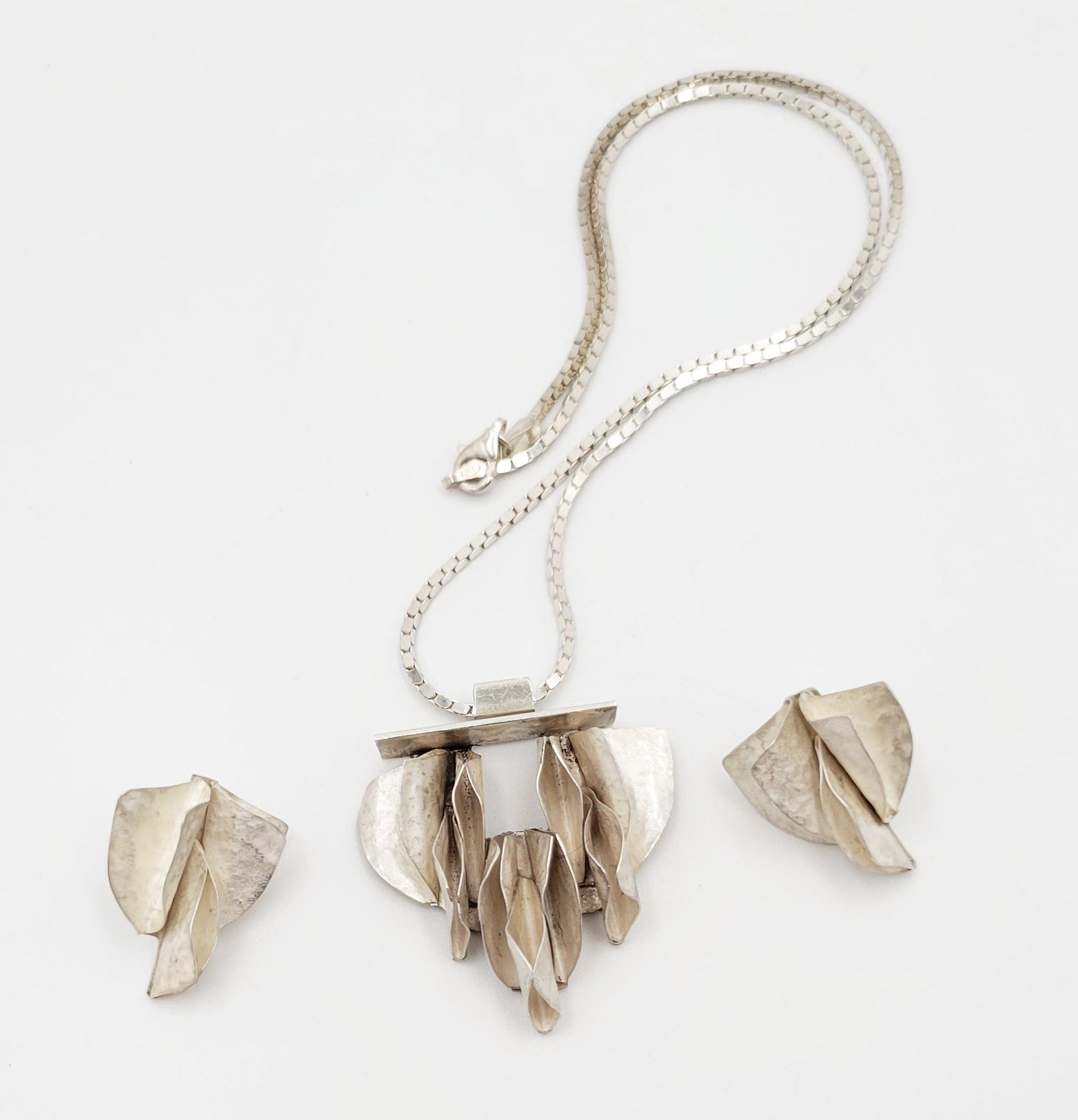 Klassen Jewelry Brianna Glanzer Klassen Sterling Silver Abstract Modernist Necklace & Earring Set 1990s