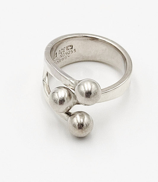 Norway Plus Designs Jewelry Norway + Designs AGE Sterling MODERNIST 3 Prong Jester Ring 1960s