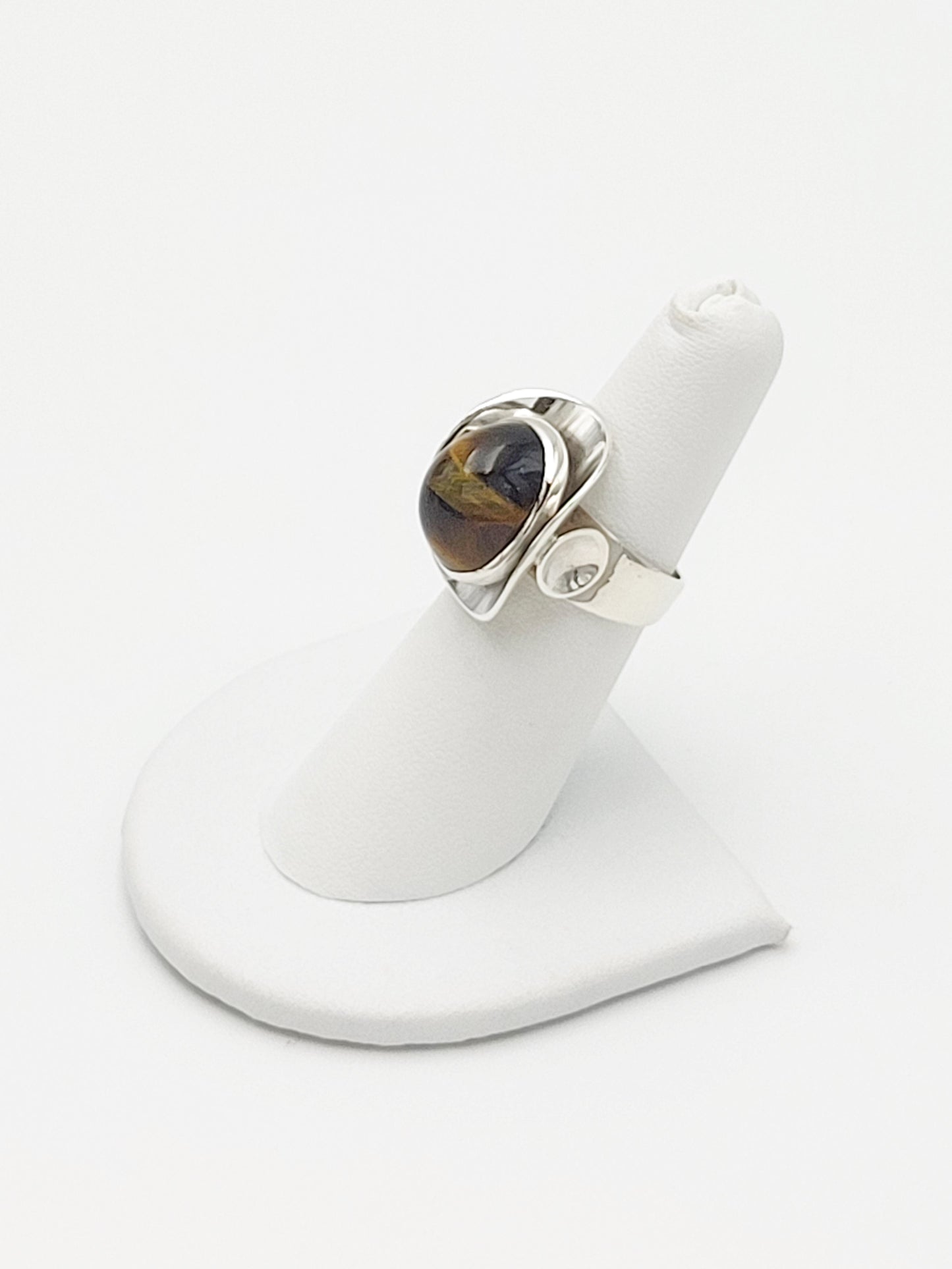 WWL Jewelry Designer WWL Sterling Silver & Tiger's Eye Modernist Ring Mid-20th Century